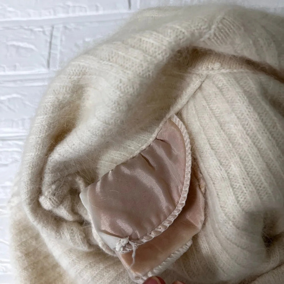 Michelle Nichol Turtleneck Sweater Size Small - Picture 7 of 9